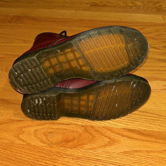 Dr. Marten lace up boots women’s size 7 - Picture 5 of 5